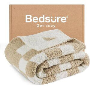 Bedsure Checkered Throw Blanket - Super Soft Knit Breathable Throw Blanket,